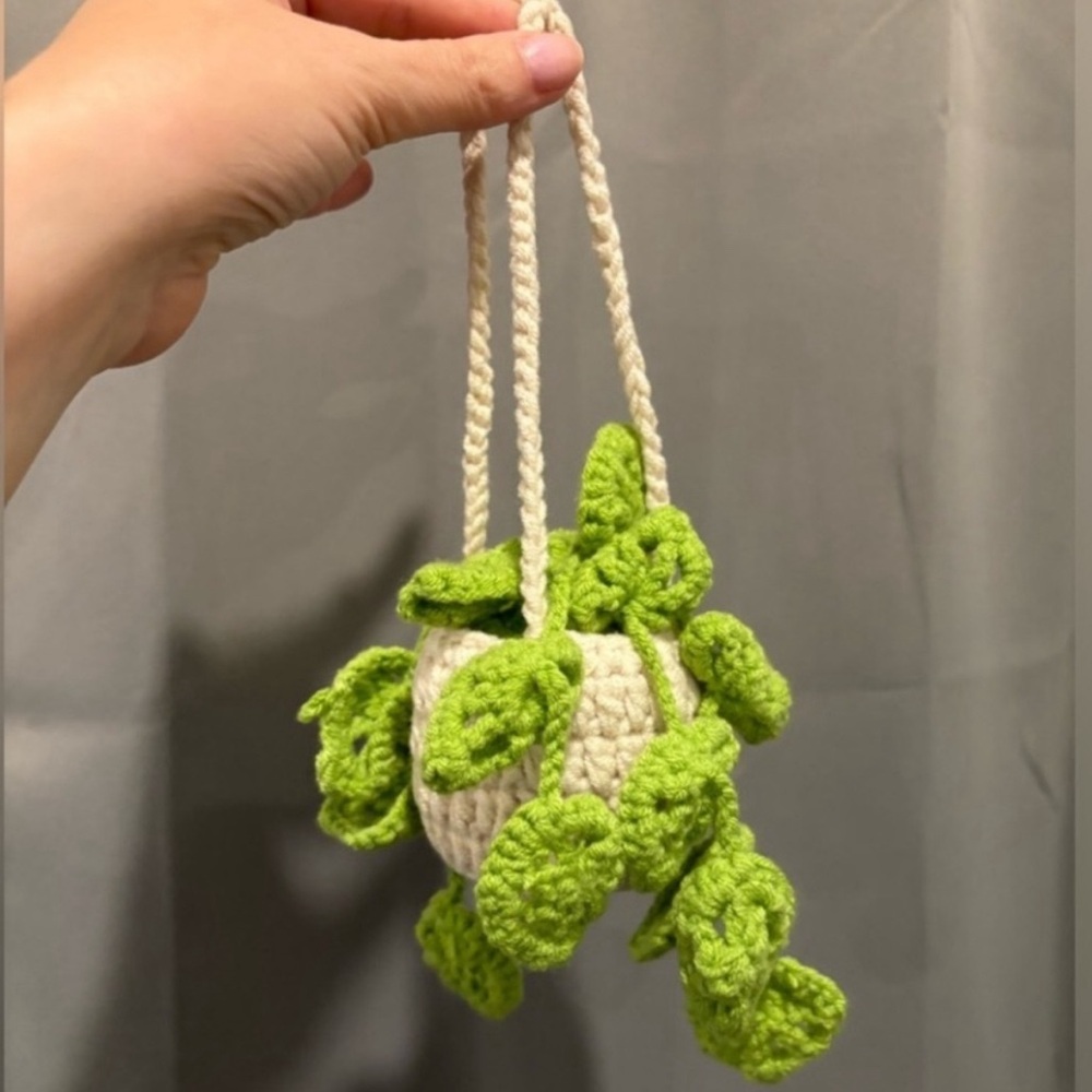 🆕🪴Handmade cotton yarn crocheted hanging plant! New in Package!